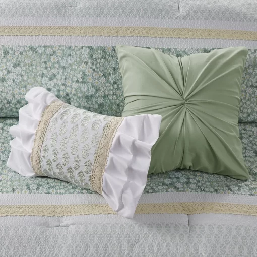 Thow Pillows- 5 Piece Seersucker Green Comforter Set